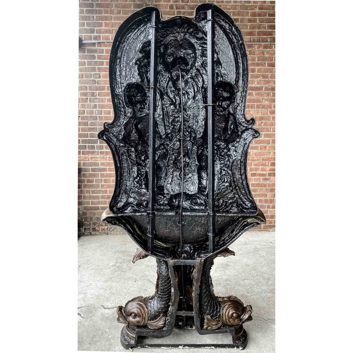 Cherub Wall Fountain with Lion Head