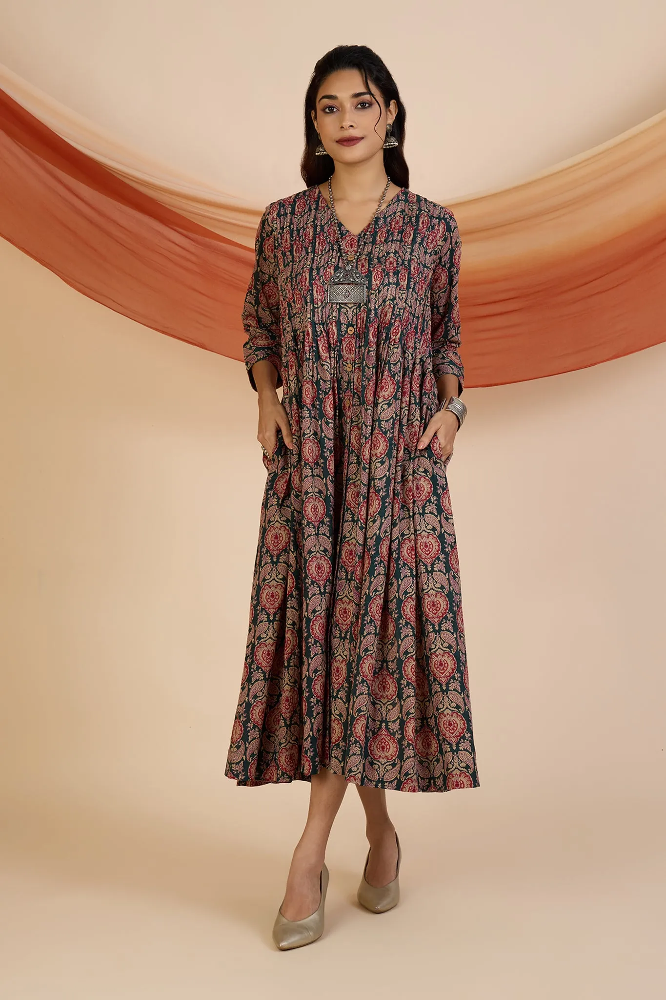 Emerald Garden & Scarlet Petals V-neck Infinity Pintuck Dress