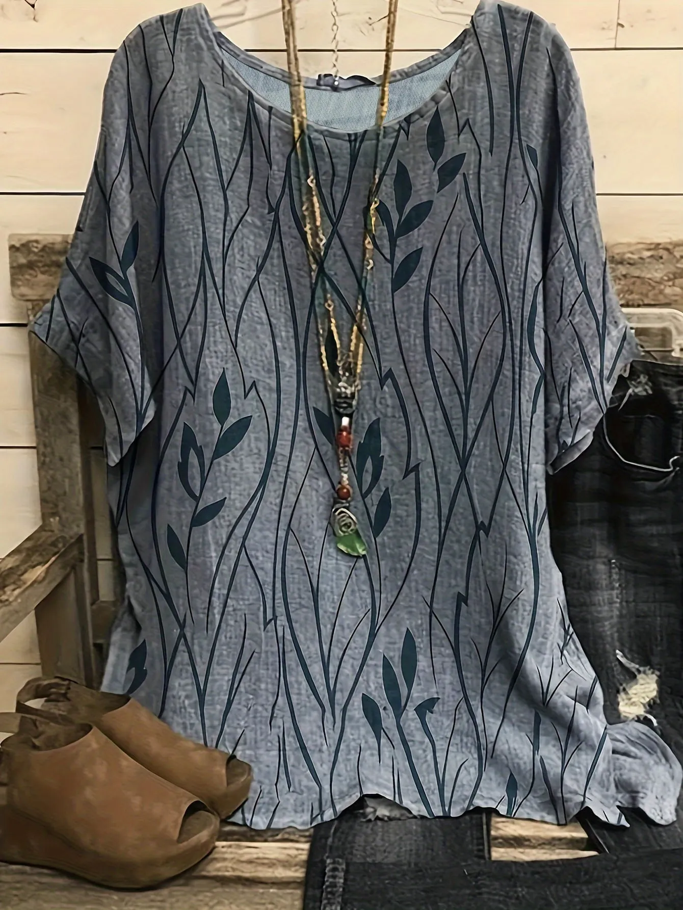 Floral Print Round Neck Half Sleeve Tee for Plus Size Women