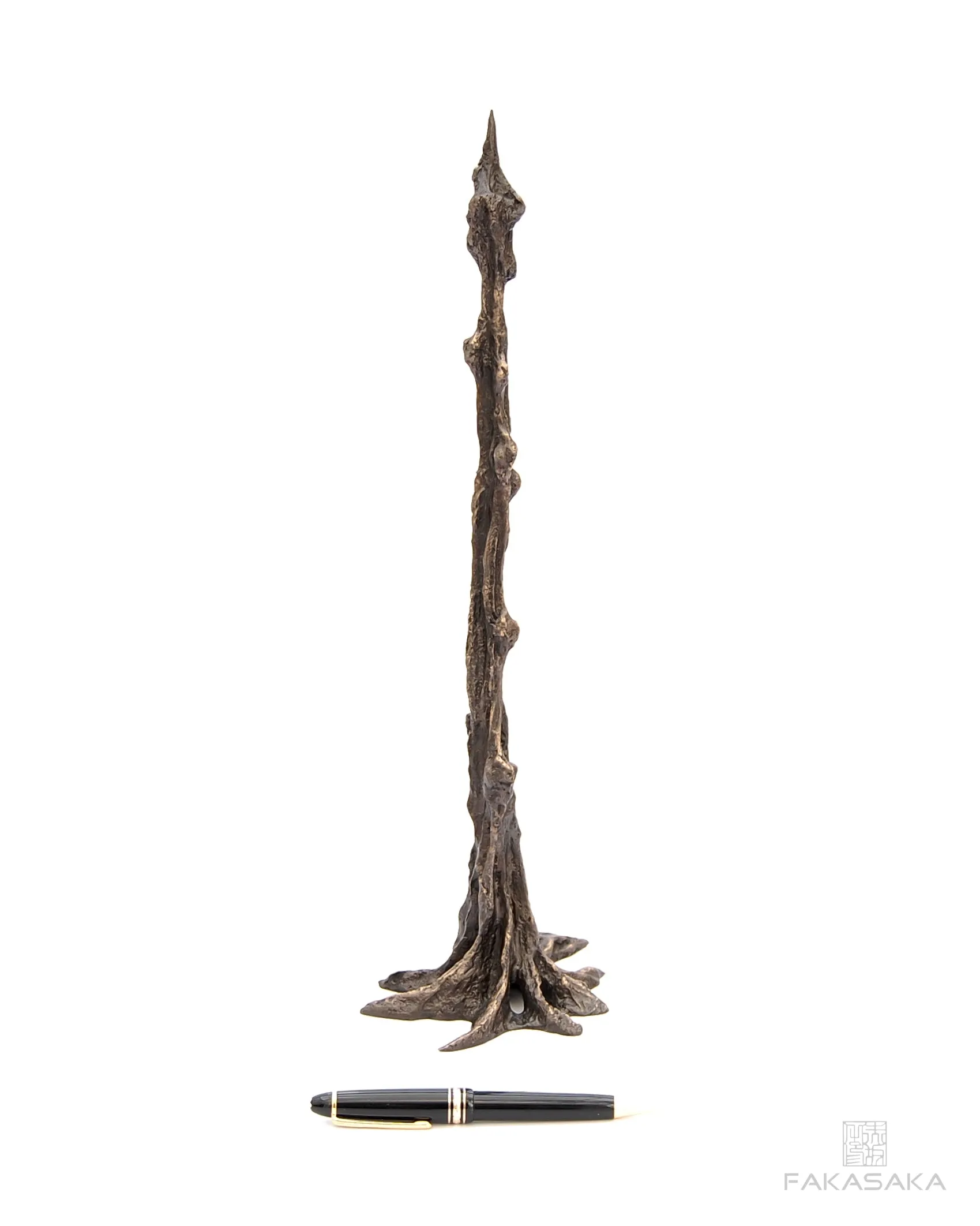 GUI<br><br>CANDLESTICK / SCULPTURE<br><br>BLACKBROWN BRONZE