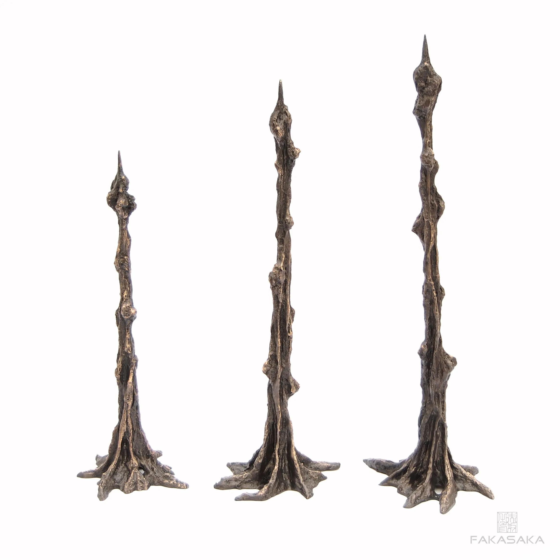 GUI<br><br>CANDLESTICK / SCULPTURE<br><br>BLACKBROWN BRONZE