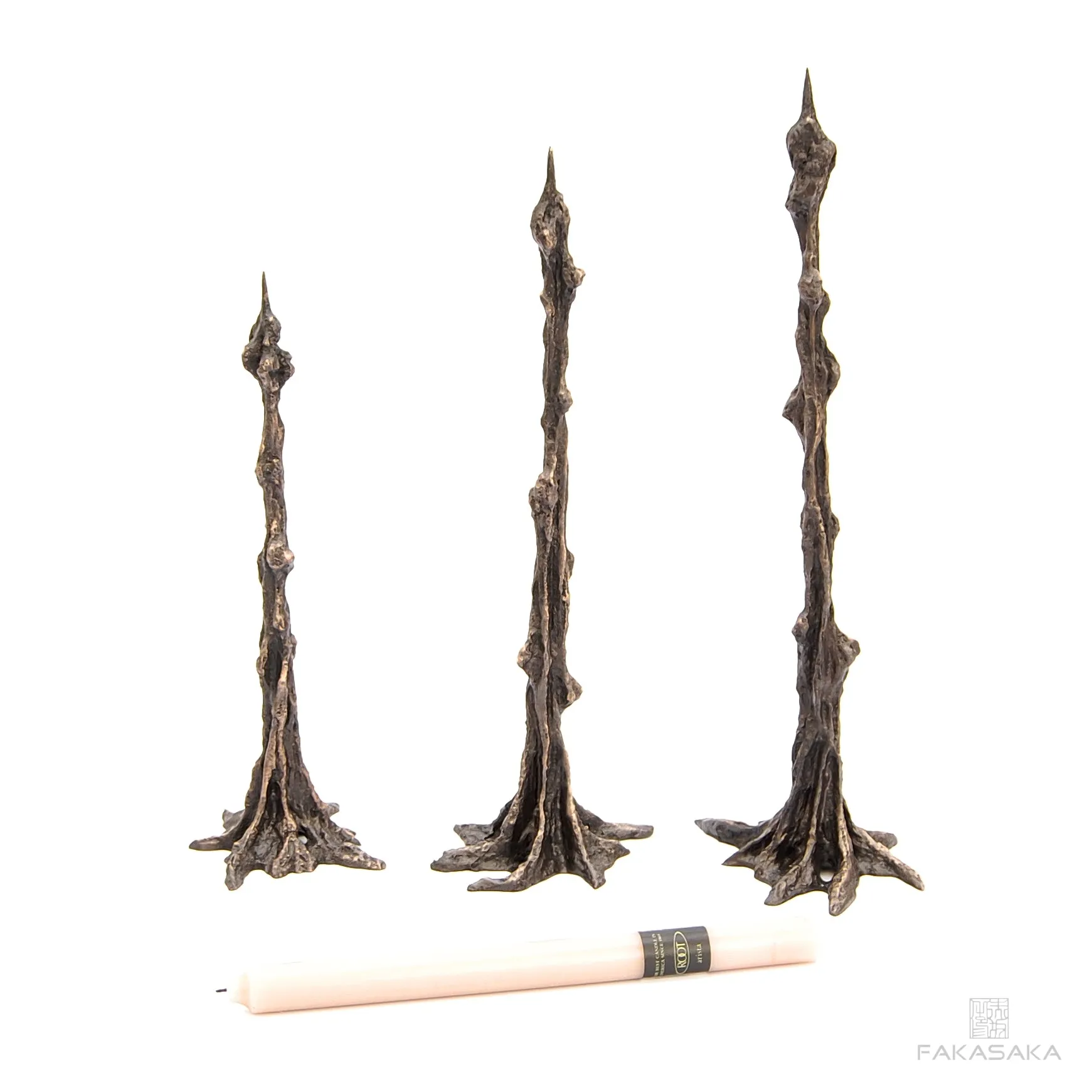 GUI<br><br>CANDLESTICK / SCULPTURE<br><br>BLACKBROWN BRONZE