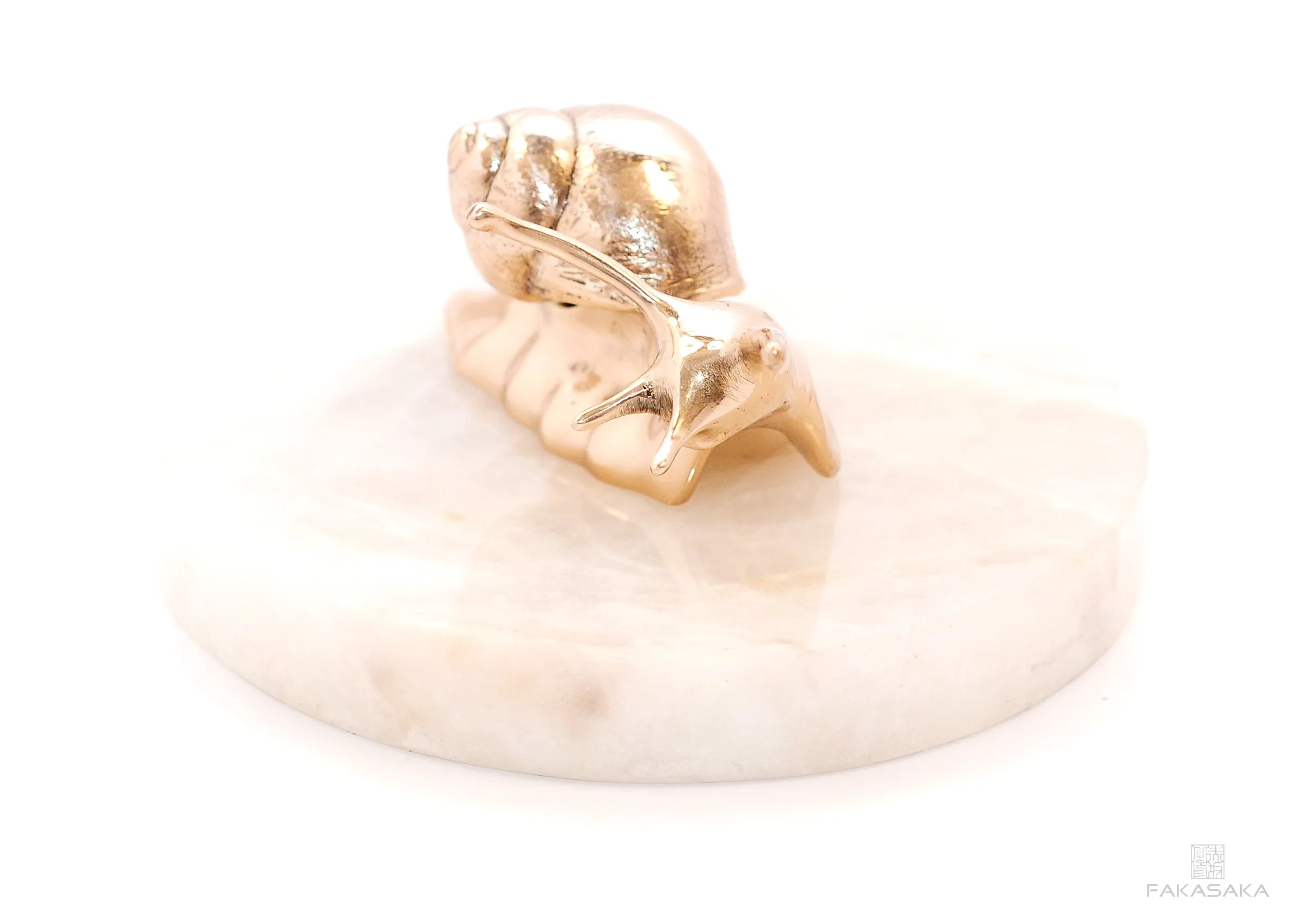 L' ESCARGOT DROITE<br><br>SCULPTURE / PAPER WEIGHT<br><br>POLISHED BRONZE<br>ONYX BASE