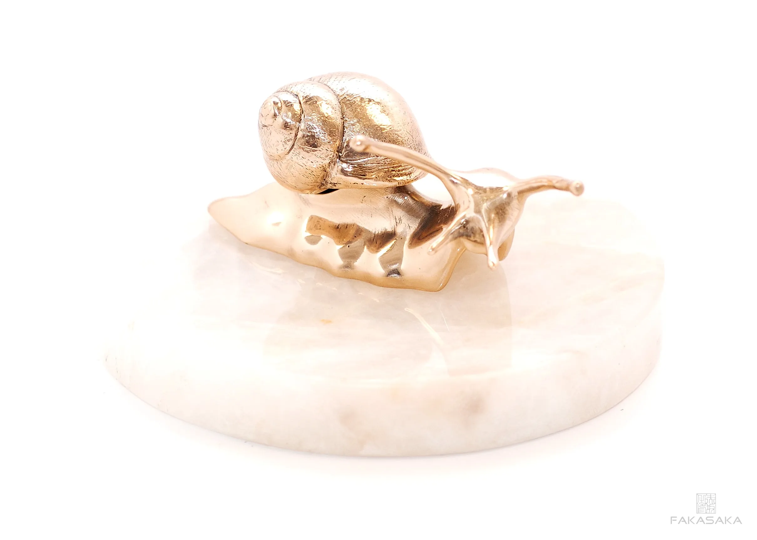L' ESCARGOT DROITE<br><br>SCULPTURE / PAPER WEIGHT<br><br>POLISHED BRONZE<br>ONYX BASE