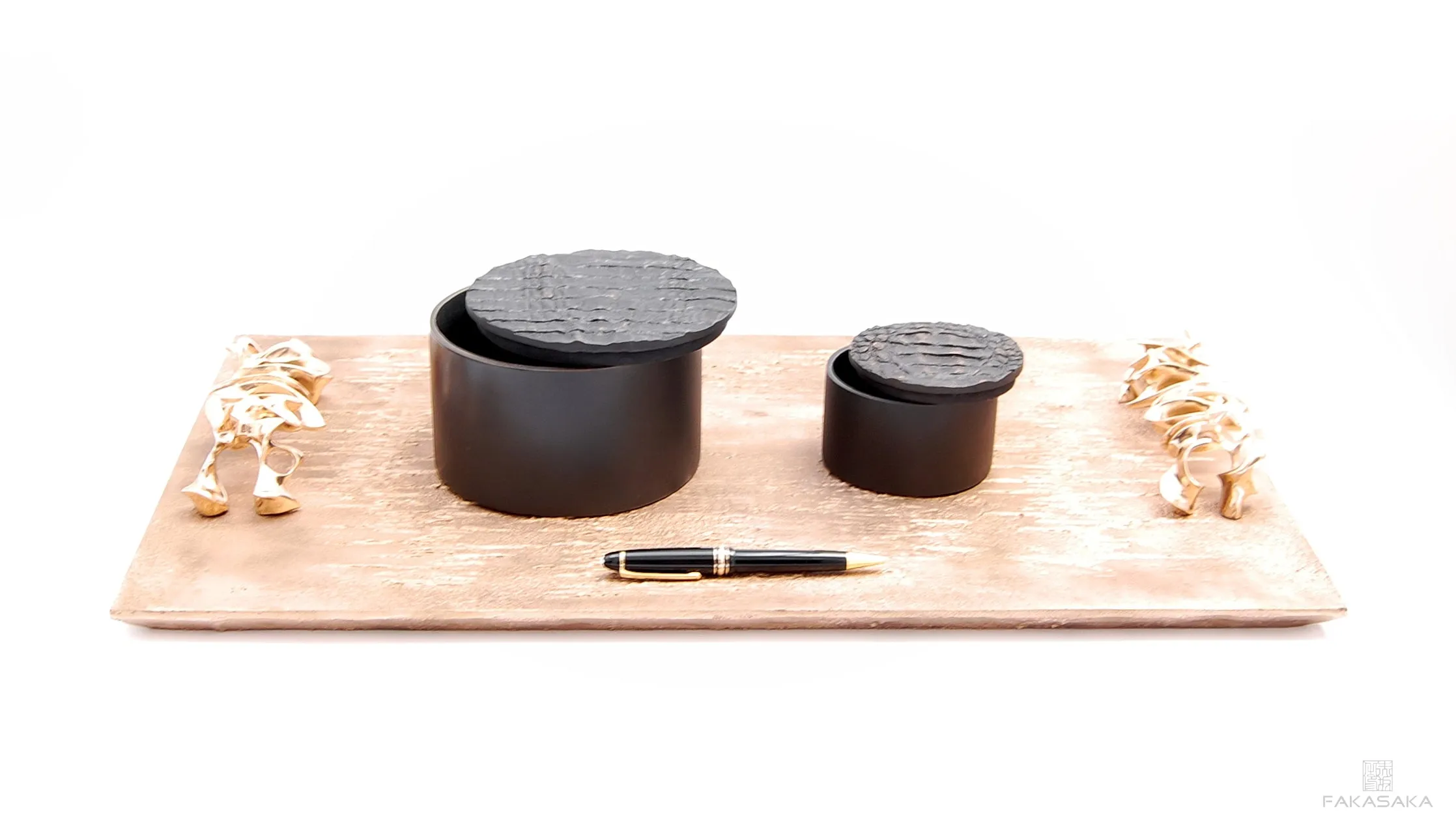 MARK<br><br>SMALL BOX / ASHTRAY<br><br>BLACKBROWN BRONZE