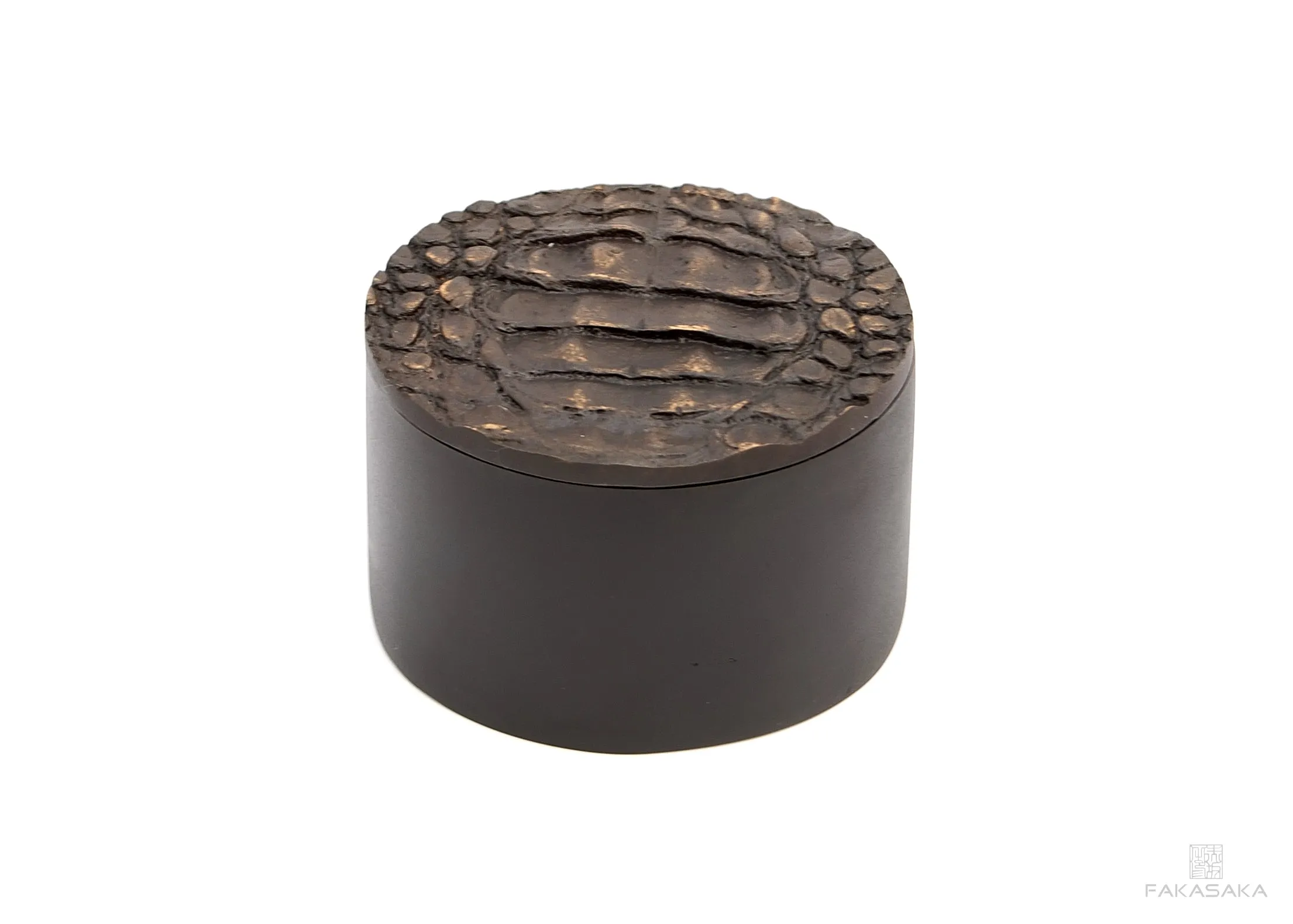 MARK<br><br>SMALL BOX / ASHTRAY<br><br>BLACKBROWN BRONZE