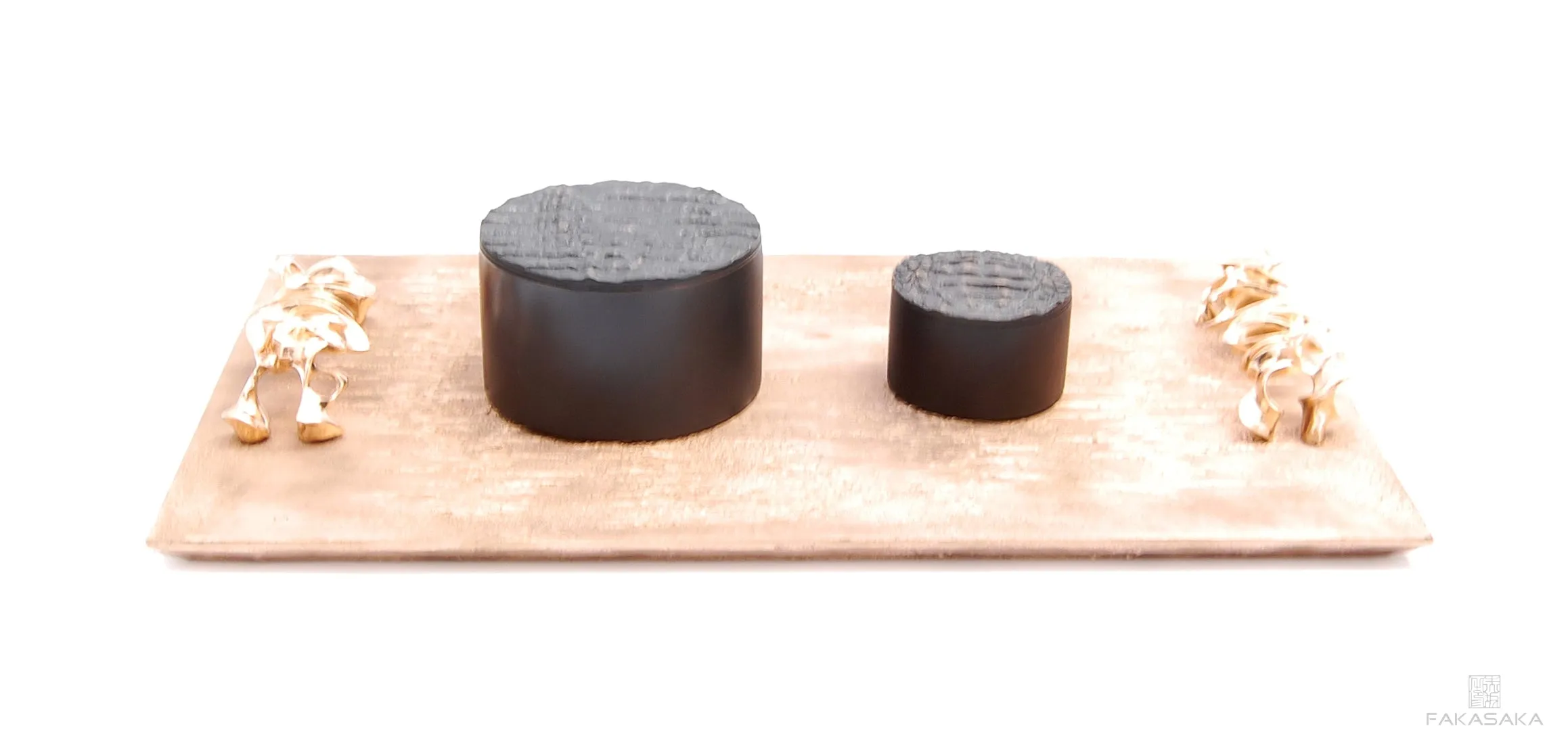 MARK<br><br>SMALL BOX / ASHTRAY<br><br>BLACKBROWN BRONZE