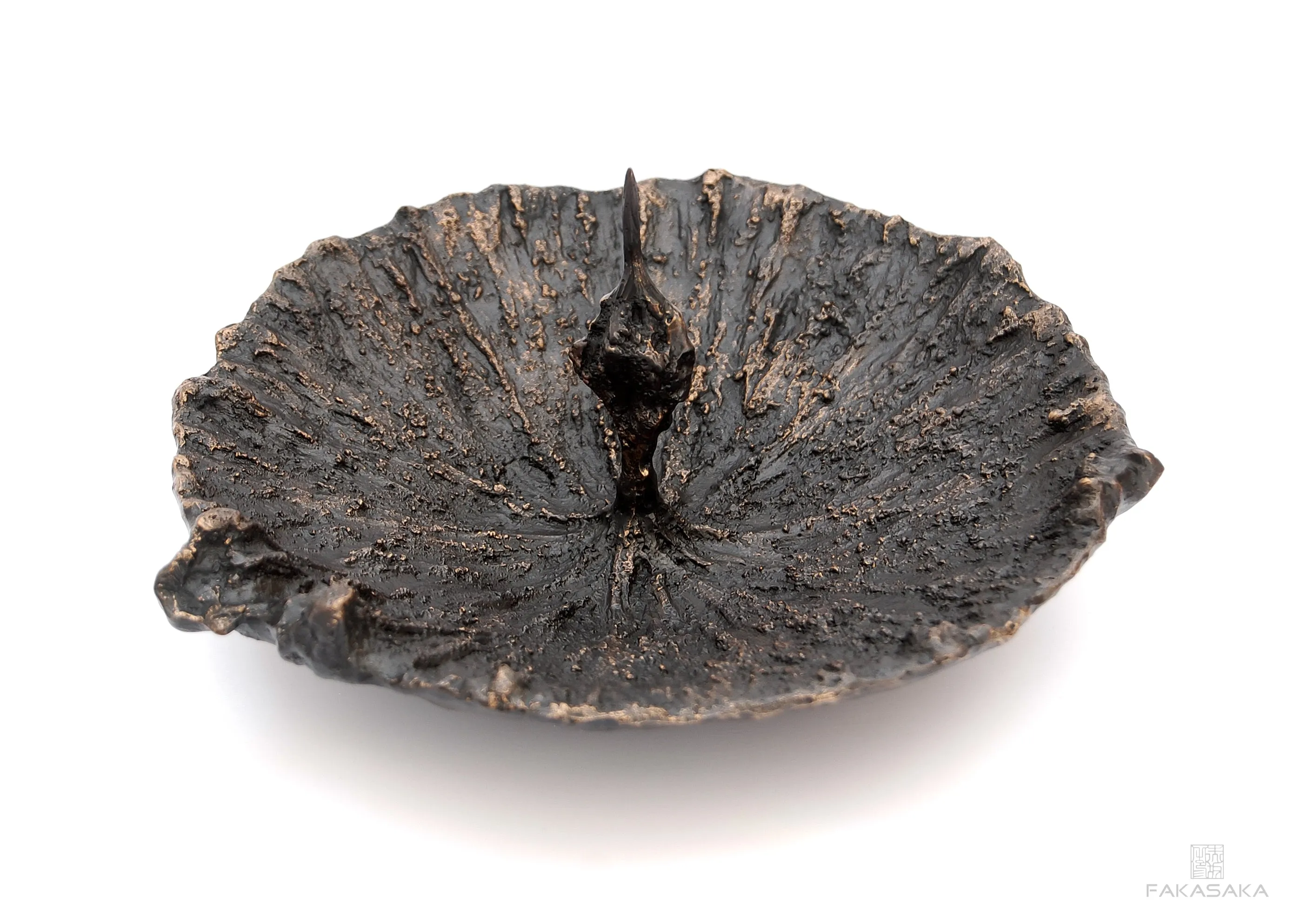 TOMW<br><br>BOWL / ASHTRAY / CENTERPIECE / CANDLESTICK / CARD HOLDER<br><br>BLACKBROWN BRONZE